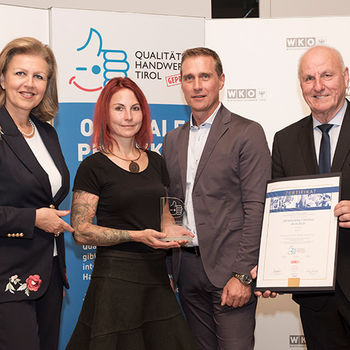 Verleihung Doppel-Gold-Zertifikat Qualitäts-Handwerk Tirol